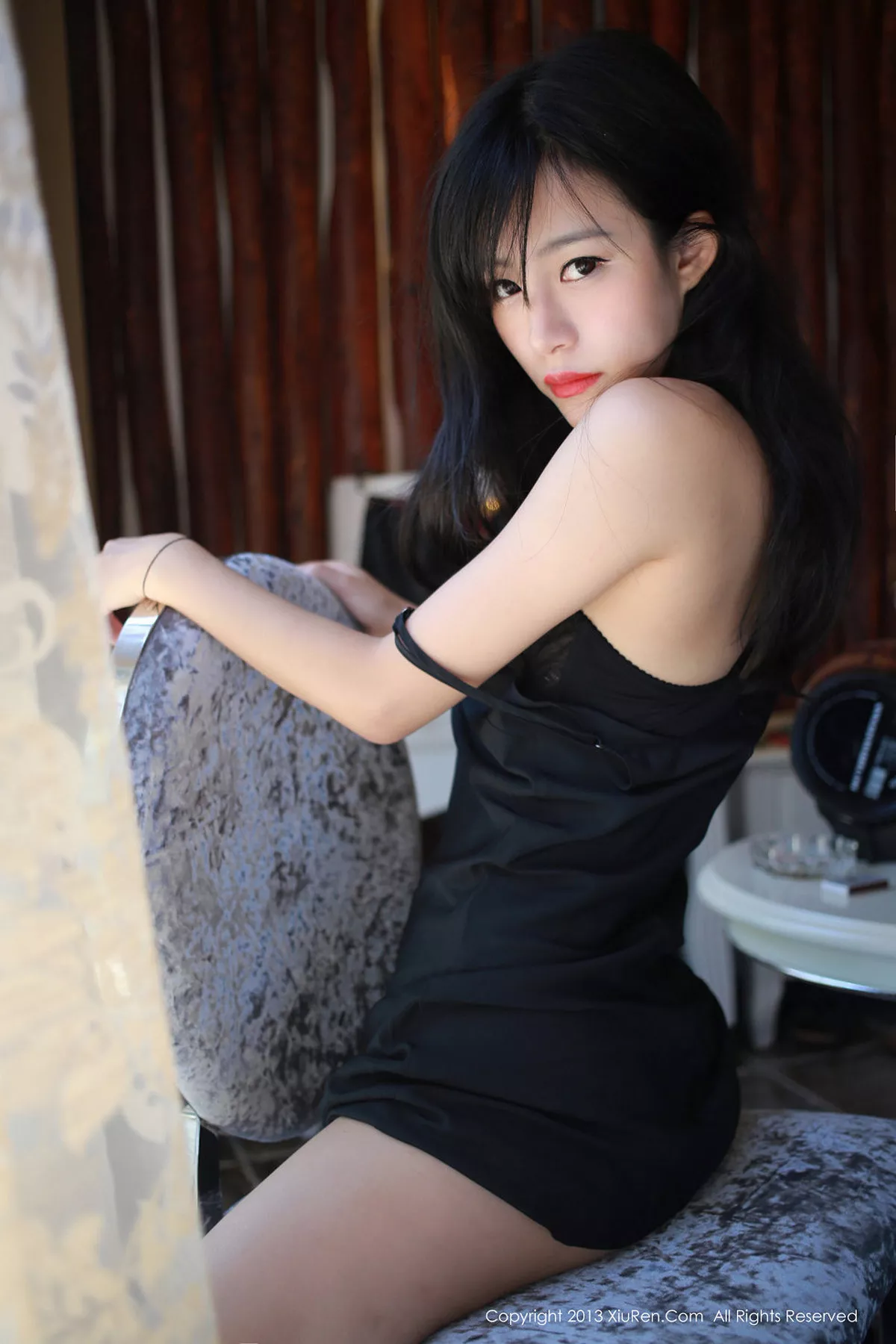 秀人集.com_[XiuRen秀人网]No.007_嫩模toro羽住黑丝内衣性感红唇激情诱惑写真70P