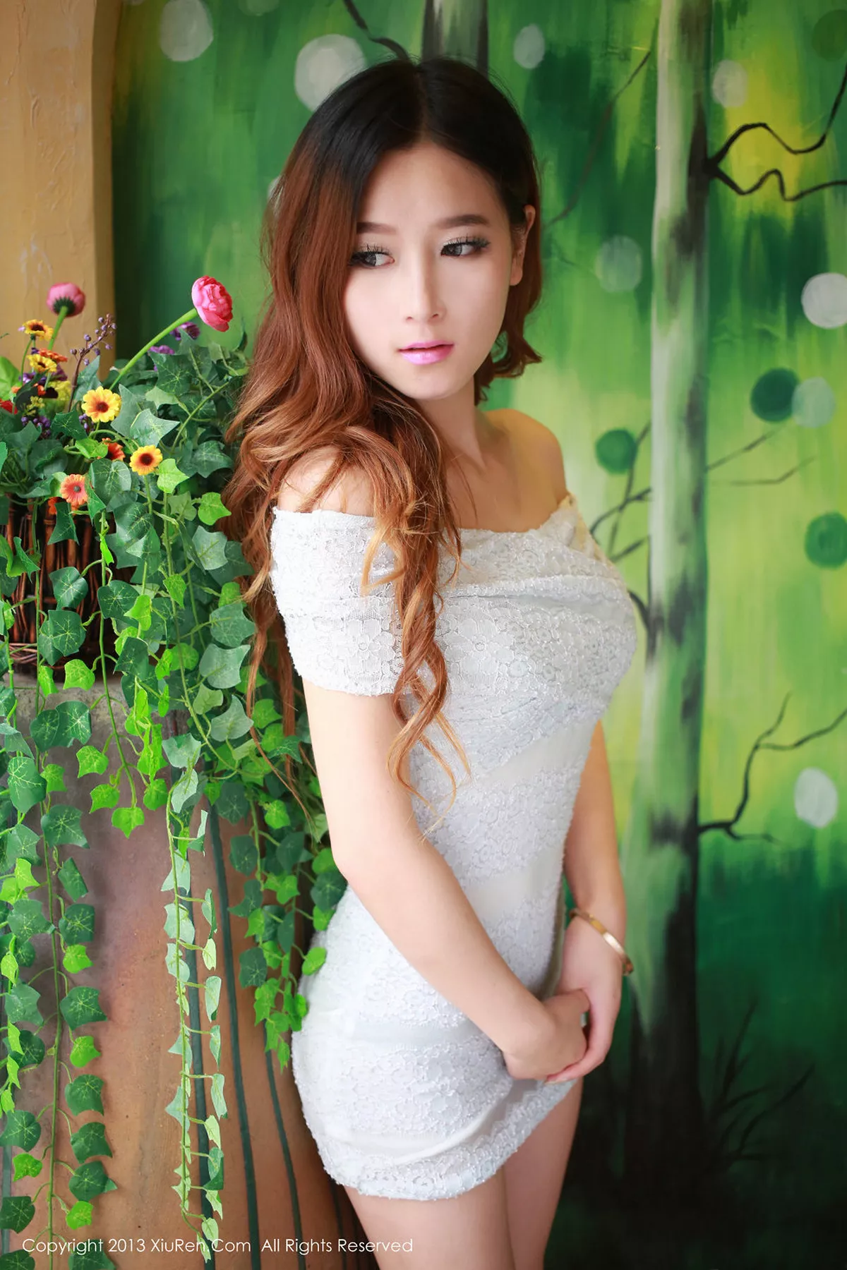 秀人集.com_[XiuRen秀人网]No.015_极品嫩模黄密儿大尺度秀美胸诱惑写真63P