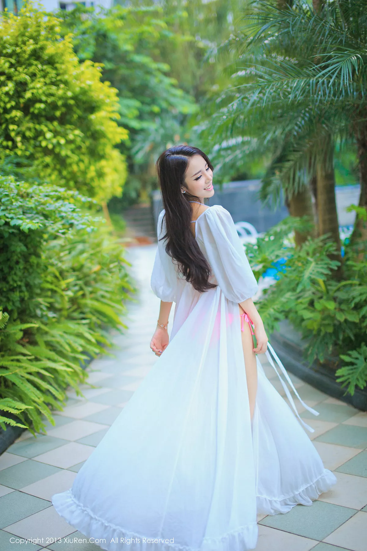 秀人集.com_[XiuRen秀人网]No.019_美空模特李婧菲VikiChing性感黄色比基尼写真36P
