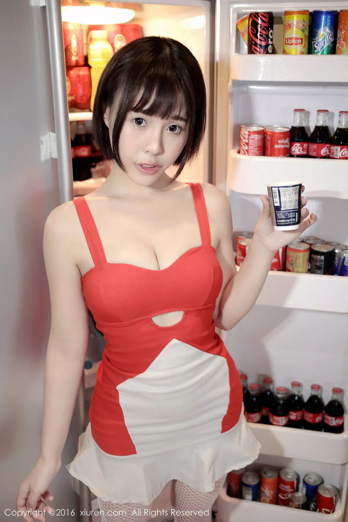 秀人集.com_[XiuRen秀人网]No.665_嫩模Evelyn艾莉苏梅岛旅拍性感小红裙秀白丝渔网腿袜写真40P