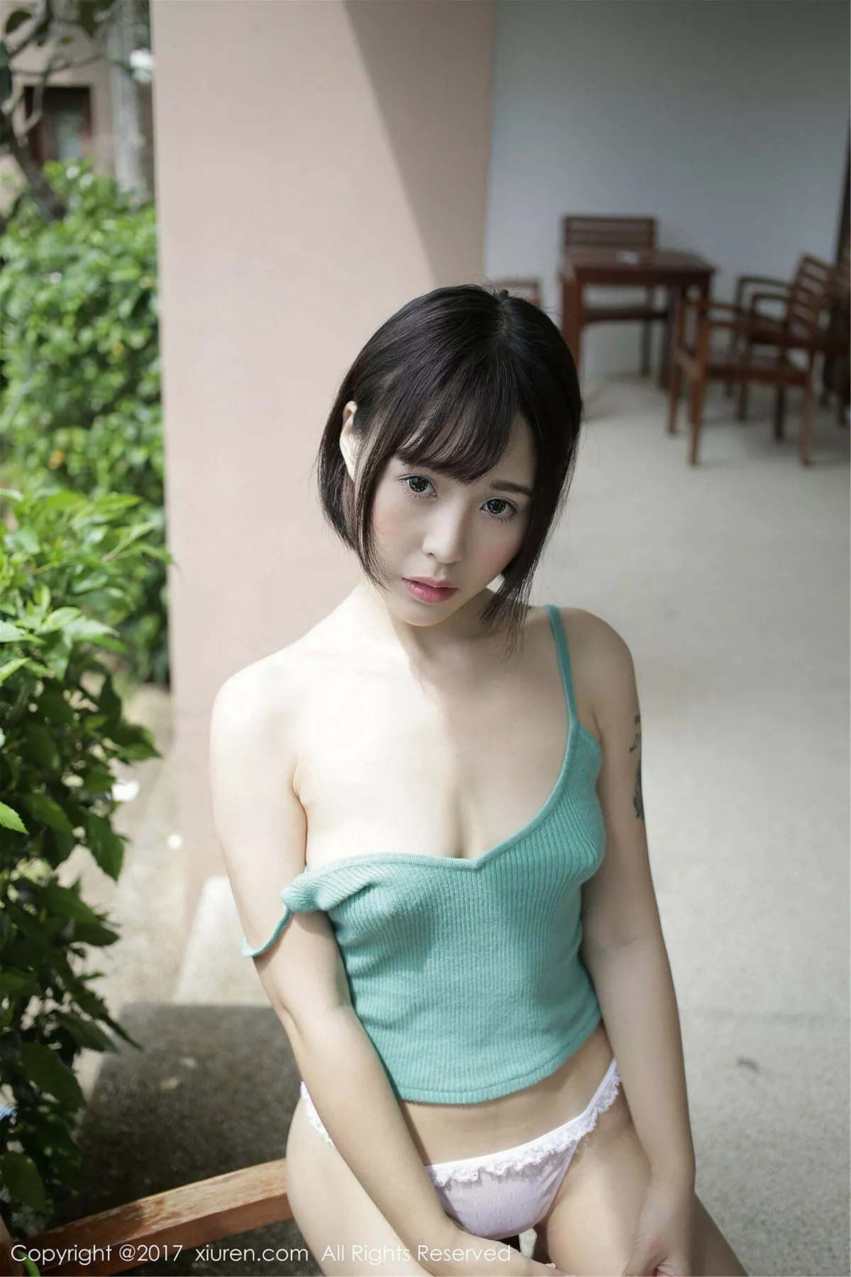 秀人集.com_[XiuRen秀人网]No.748_嫩模Evelyn艾莉苏梅岛旅拍白色蕾丝丁字裤+激凸诱惑写真53P