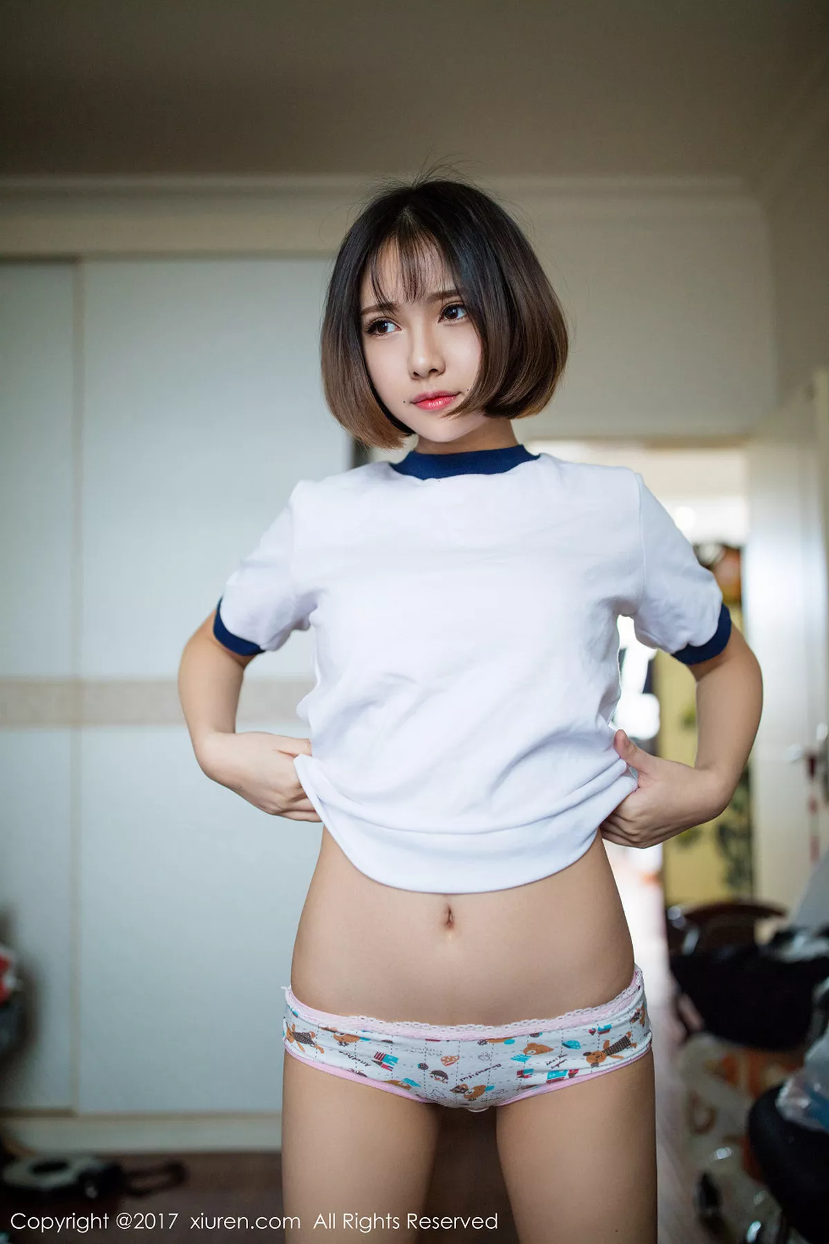 秀人集.com_[XiuRen秀人网]No.736_童颜巨乳萝莉小魔女奈奈居家美少女撩衣秀半球诱惑写真41P