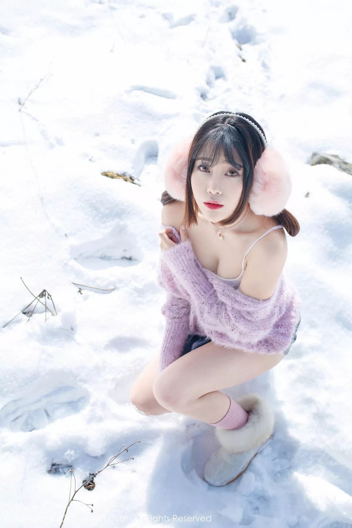 秀人集.com_[XiuRen秀人网]No.720_嫩模兜豆靓Youlina冰天雪地里黑色蕾丝内裤冰冷诱惑写真51P