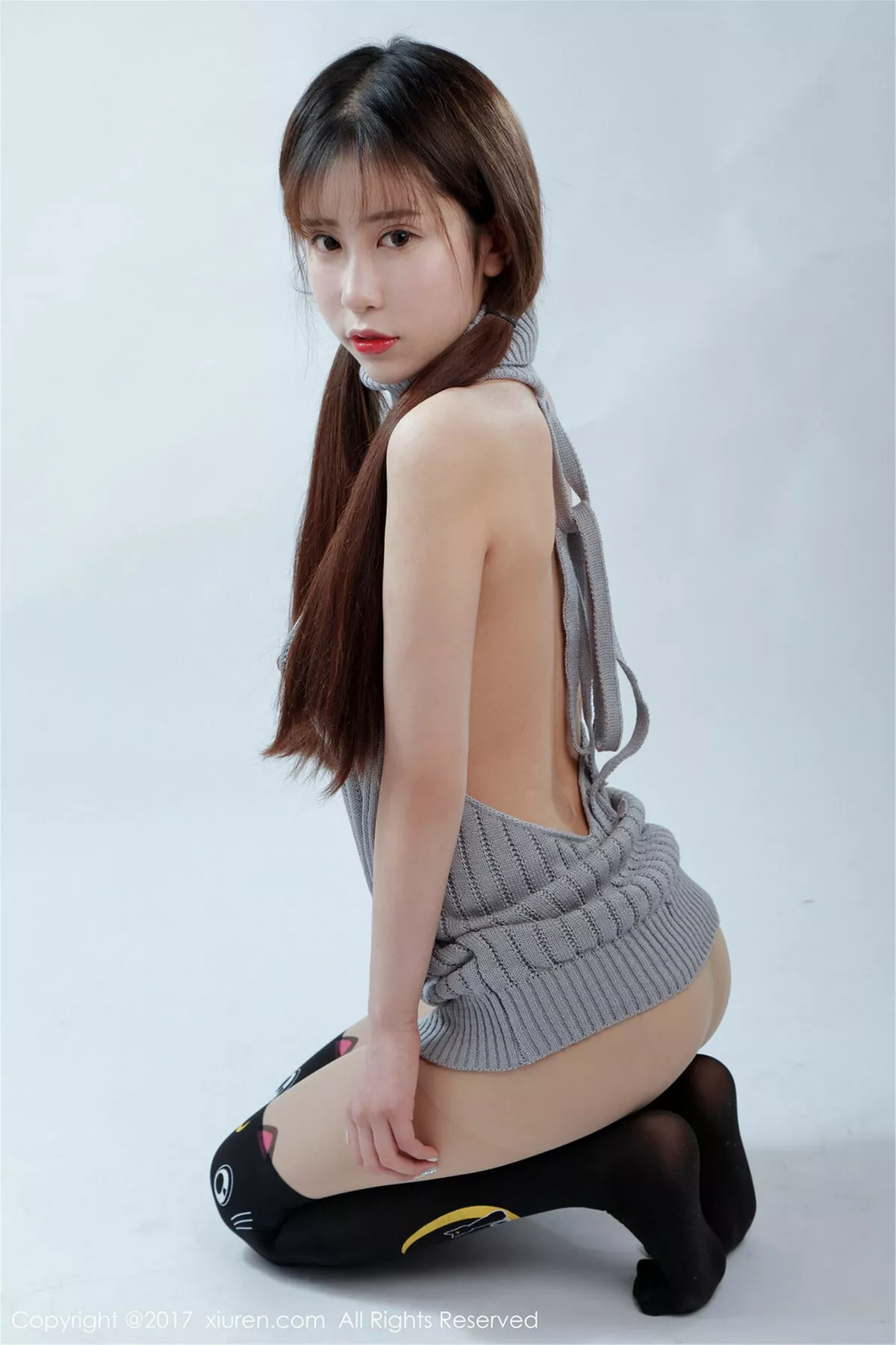 秀人集.com_[XiuRen秀人网]No.749_巨乳萝莉萝莉悠悠酱开背毛衣秀白嫩肌肤真空侧露豪乳诱惑写真41P