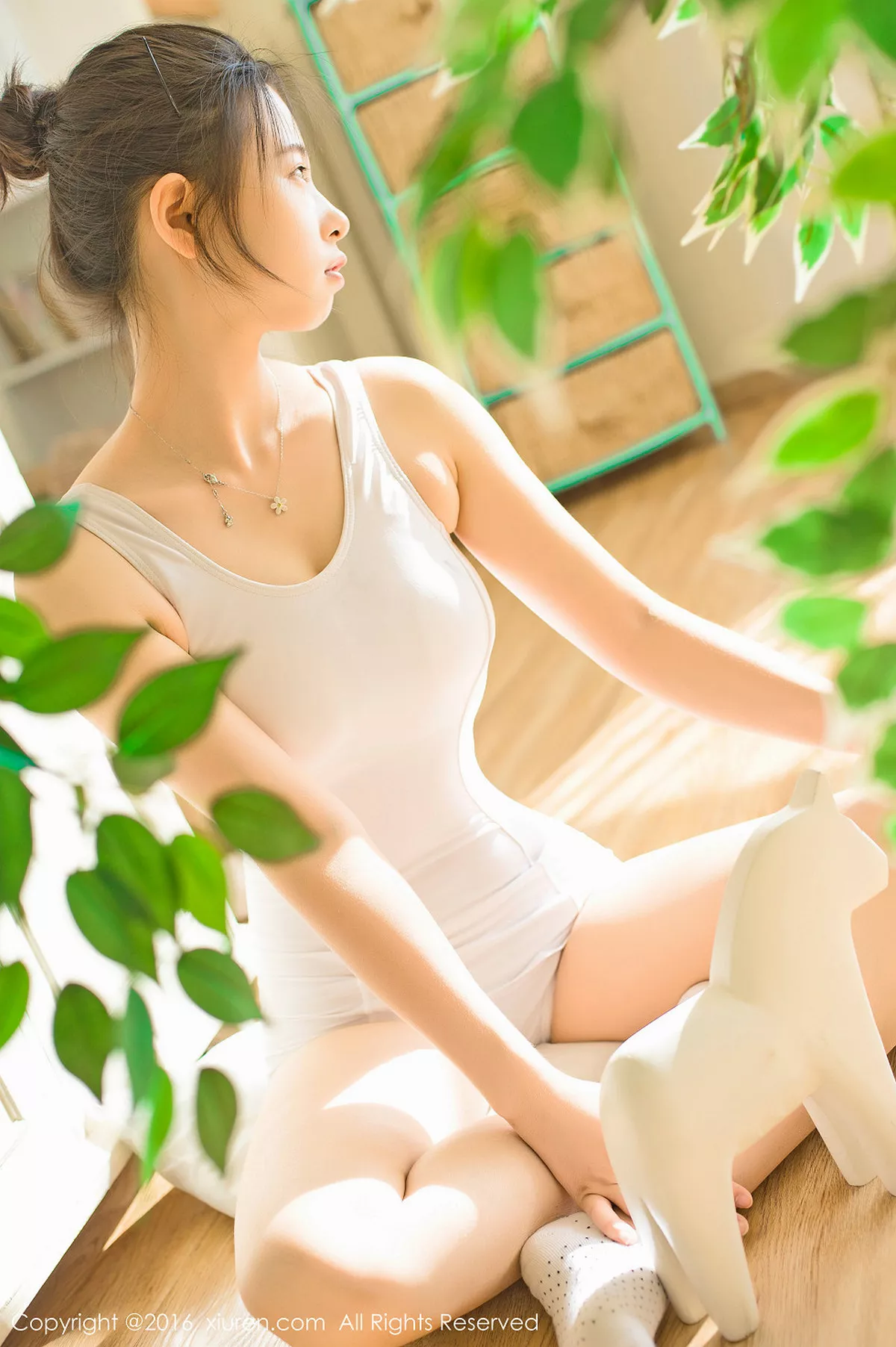 秀人集.com_[XiuRen秀人网]No.641_嫩模草莓zz智齿美少女白色日系死库水秀傲人巨乳写真64P