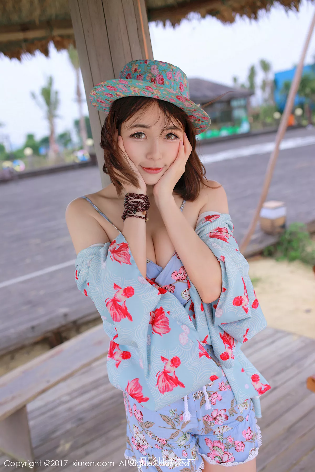 秀人集.com_[XiuRen秀人网]No.766_嫩模奈奈Fox海边沙滩性感比基尼系列秀完美身材傲人美胸写真55P