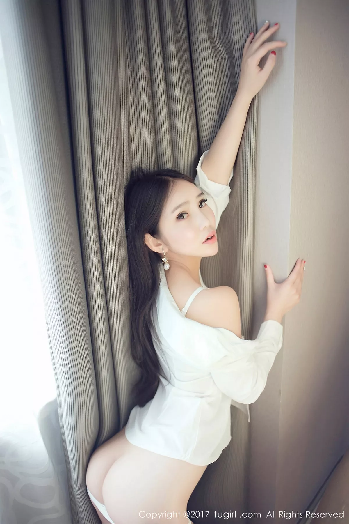 秀人集.com_[XiuRen秀人网]No.792_混血美女艾弥居家浴缸里白色蕾丝内衣透视秀美乳诱惑写真49P