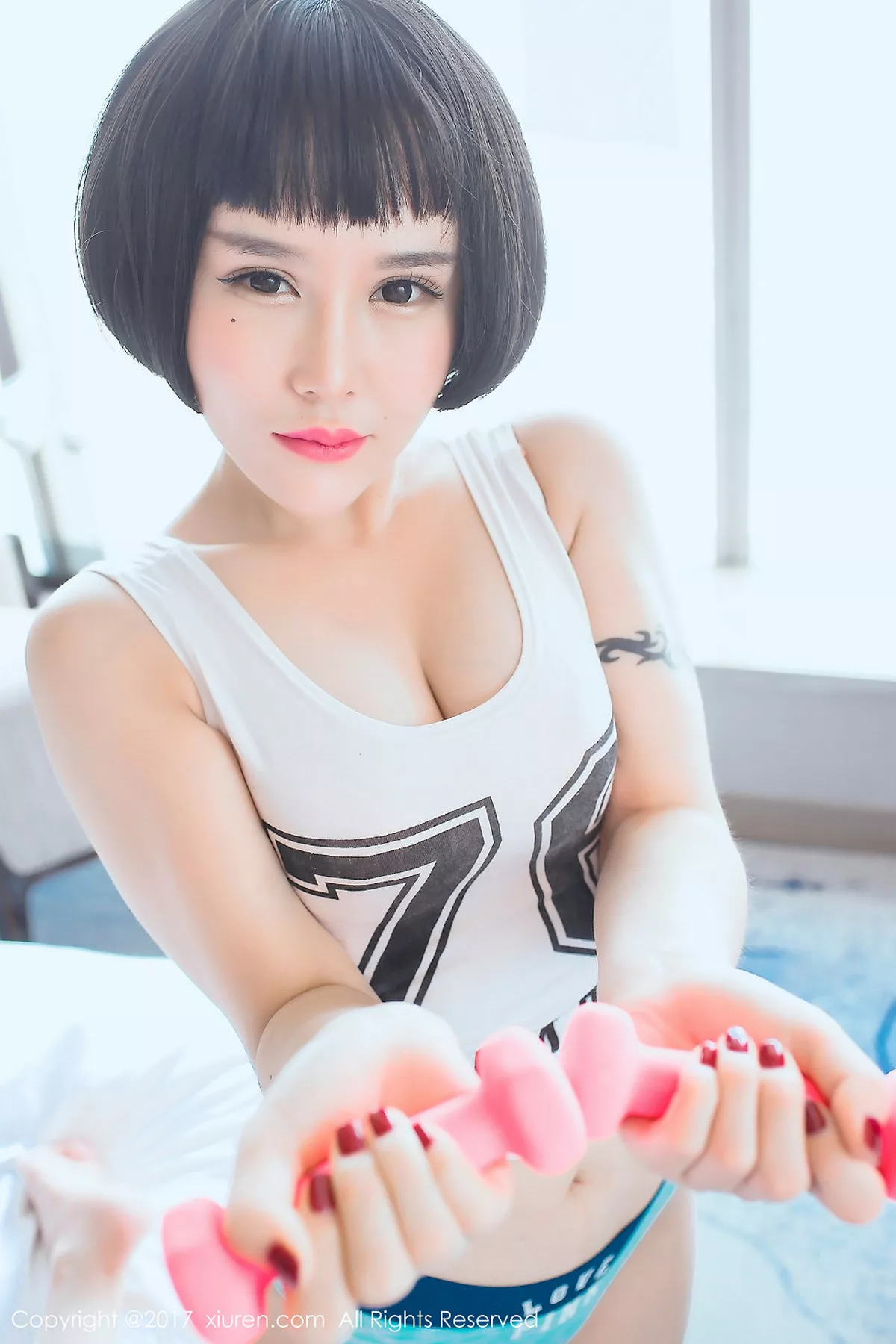 秀人集.com_[XiuRen秀人网]No.794_嫩模佑熙白色连体开胸死库水秀浑圆美乳完美诱惑写真44P