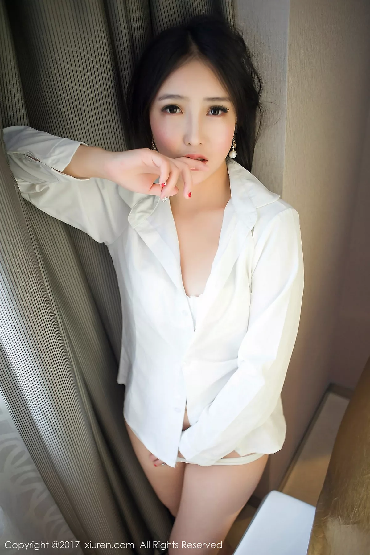 秀人集.com_[XiuRen秀人网]No.792_混血美女艾弥居家浴缸里白色蕾丝内衣透视秀美乳诱惑写真49P