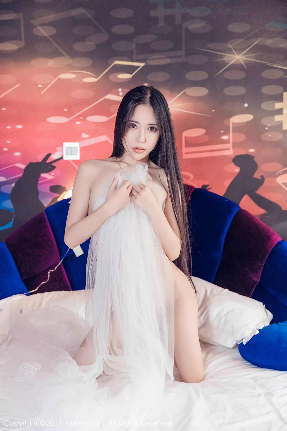 秀人集.com_[XiuRen秀人网]No.818_嫩模Suki_baby床上雪白婚纱秀完美身姿全脱惹火诱惑写真49P
