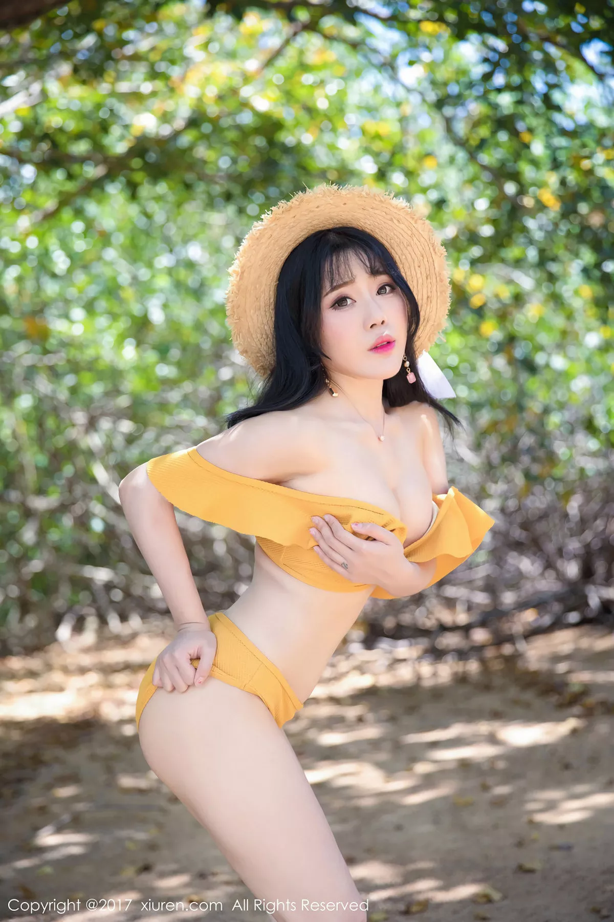 秀人集.com_[XiuRen秀人网]No.855_嫩模兜豆靓Youlina甲米旅拍户外比基尼+薄纱湿身诱惑写真48P
