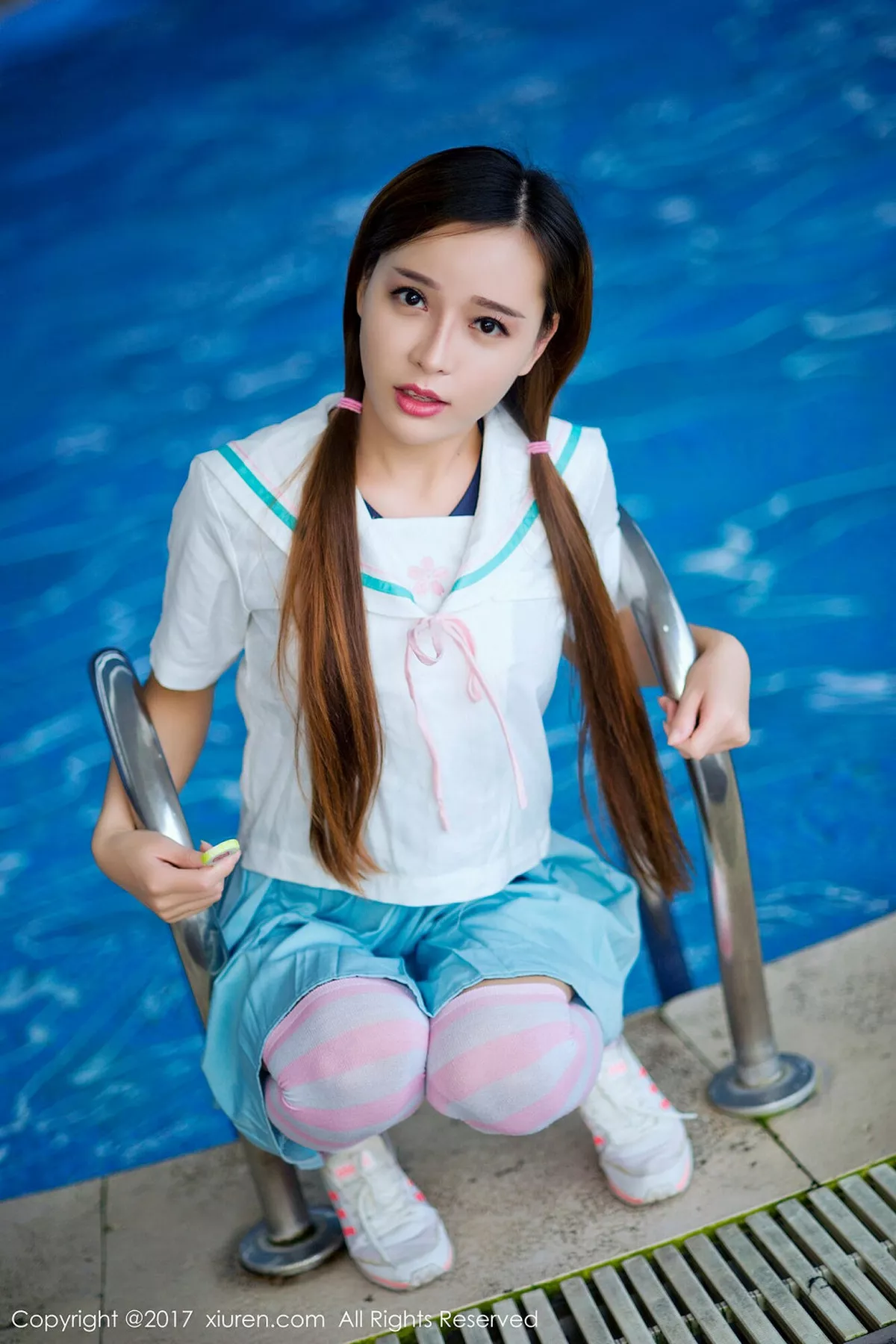 秀人集.com_[XiuRen秀人网]No.866_嫩模艾小青居家日系学生服+浴缸全裸泡泡浴火辣诱惑写真56P