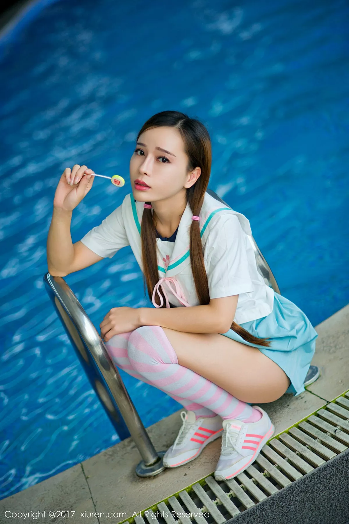 秀人集.com_[XiuRen秀人网]No.866_嫩模艾小青居家日系学生服+浴缸全裸泡泡浴火辣诱惑写真56P