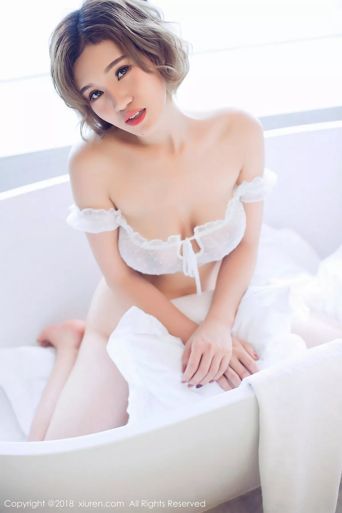 秀人集.com_[XiuRen秀人网]No.913_夜店女神多香子白色分体内衣透明秀E罩杯美乳妩媚诱惑写真49P