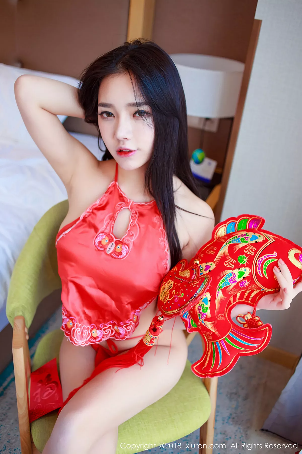 秀人集.com_[XiuRen秀人网]No.921_嫩模夏雪爱红肚兜配红色丁字裤大尺度半脱秀美乳诱惑写真54P