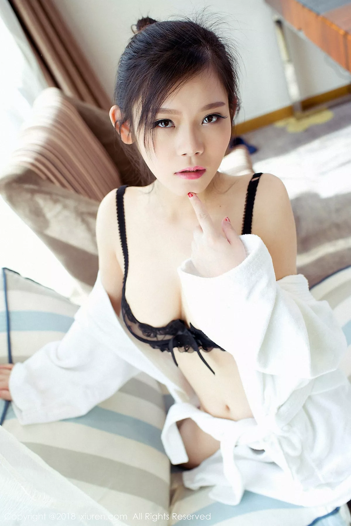 秀人集.com_[XiuRen秀人网]No.898_嫩模黎美儿Cici全裸上身血滴子遮点白嫩酥胸极致诱惑写真47P
