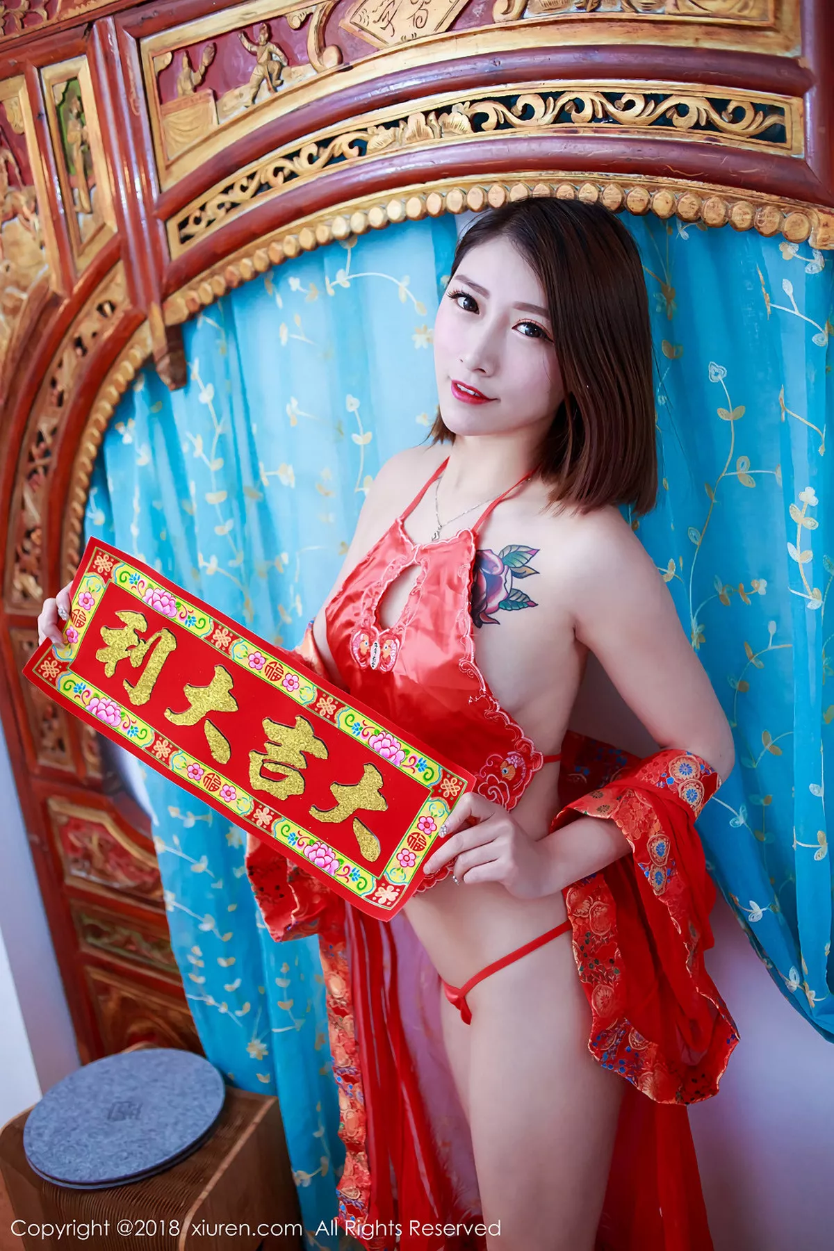 秀人集.com_[XiuRen秀人网]No.914_嫩模杜花花红色高叉旗袍装全脱秀美乳新春诱惑福利写真44P