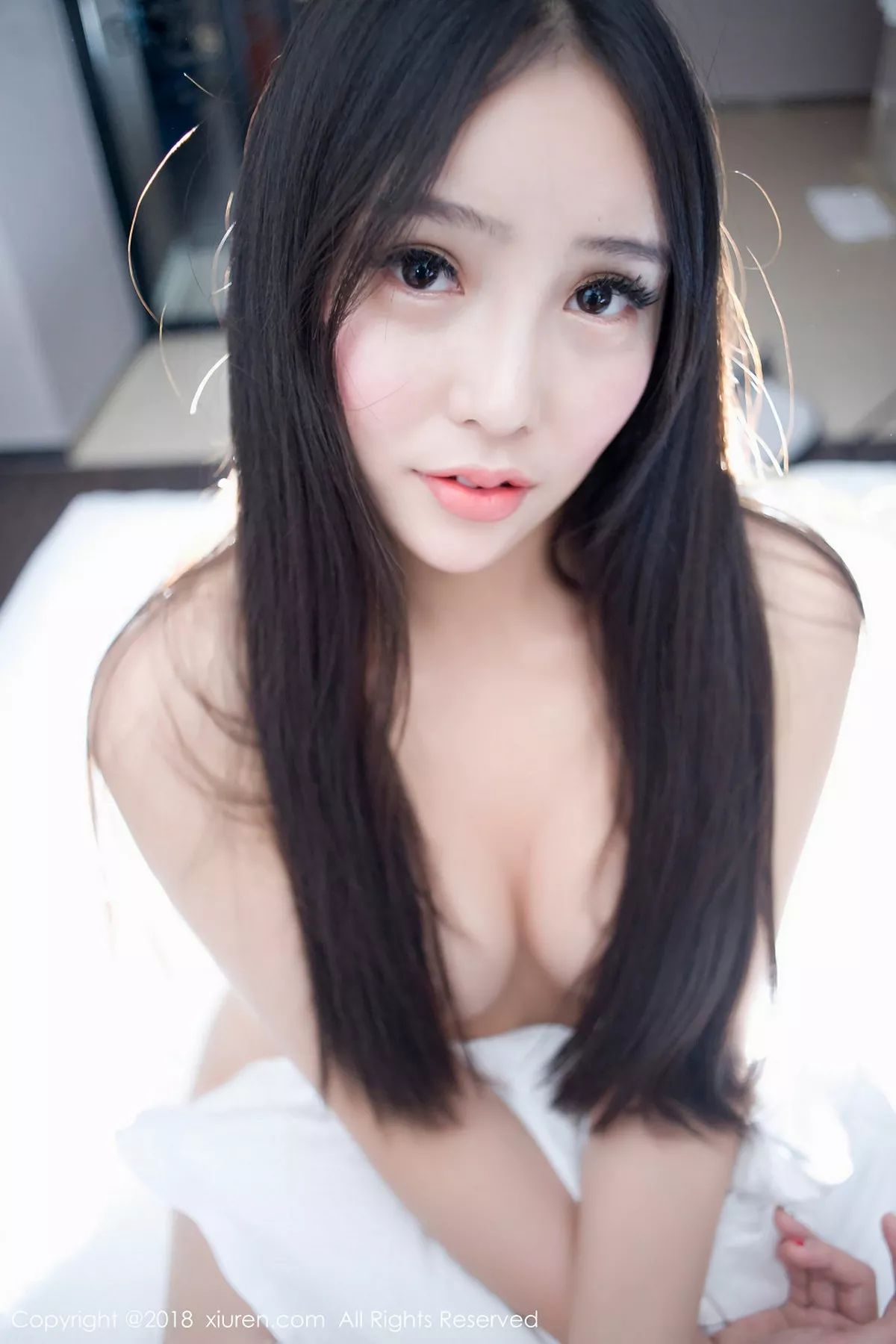 秀人集.com_[XiuRen秀人网]No.929_混血嫩模艾弥居家私房浴缸里黑色情趣蕾丝内衣湿身诱惑写真48P