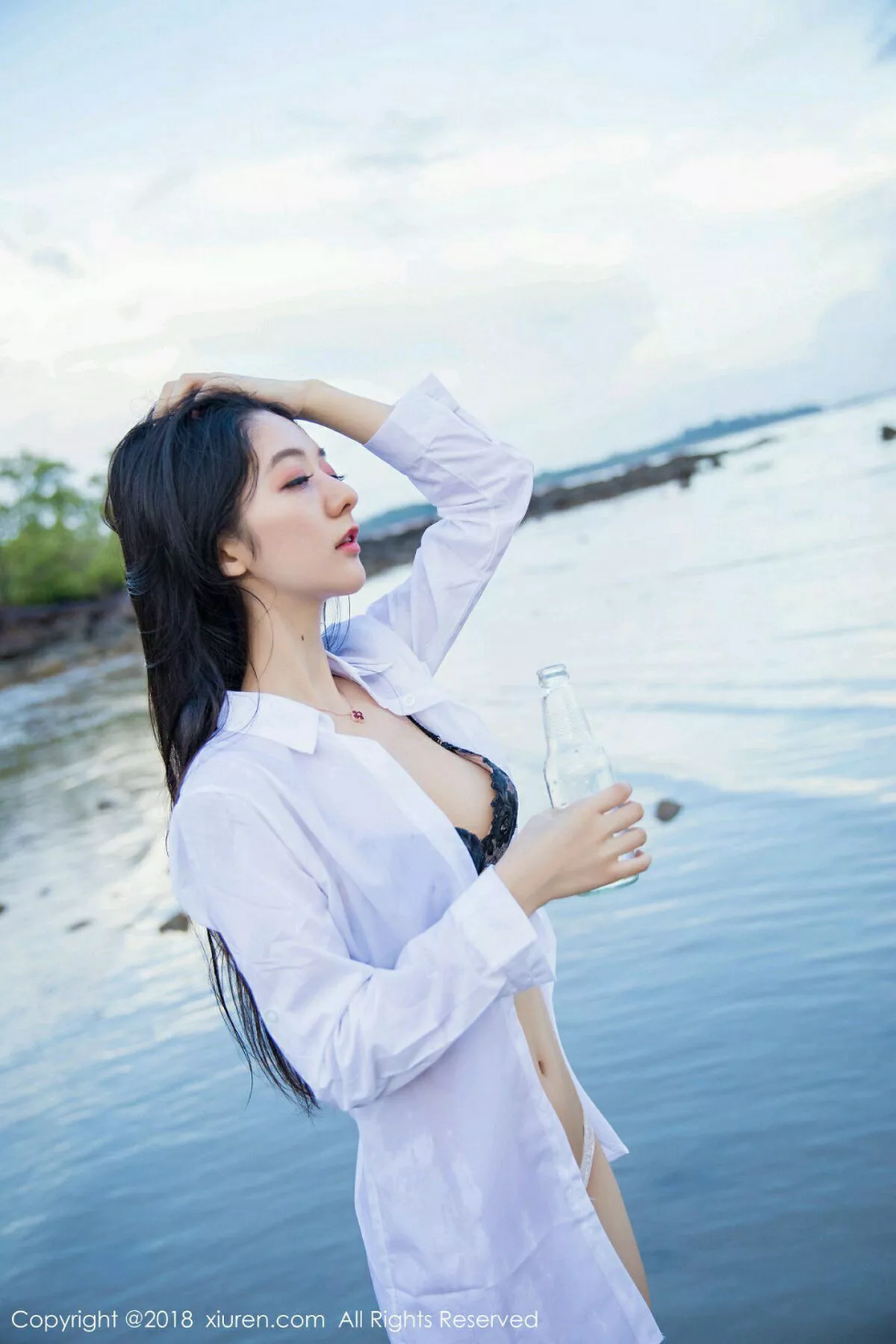 秀人集.com_[XiuRen秀人网]No.962_嫩模小热巴甲米旅拍性感白衬衫配蕾丝内衣妩媚诱惑写真43P