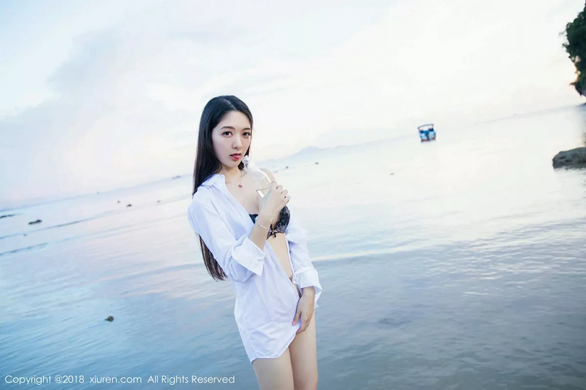 秀人集.com_[XiuRen秀人网]No.962_嫩模小热巴甲米旅拍性感白衬衫配蕾丝内衣妩媚诱惑写真43P