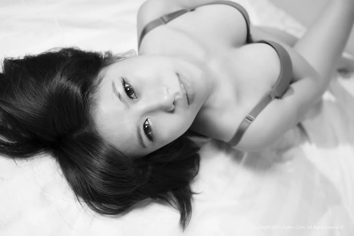 秀人集.com_[XiuRen秀人网]No.039_美媛馆模特大尺度私房内衣诱惑写真85P