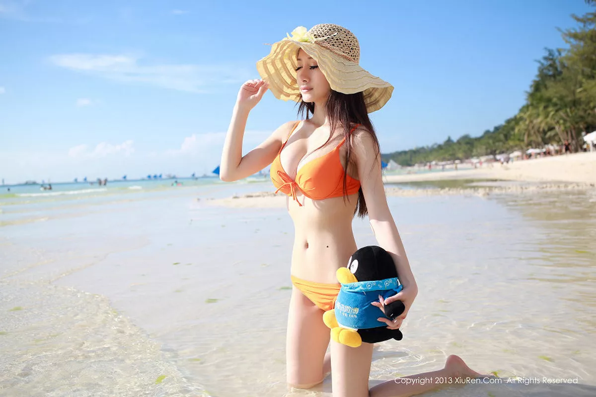 秀人集.com_[XiuRen秀人网]No.028_嫩模小小白思宜性感比基尼完美身材写真58P