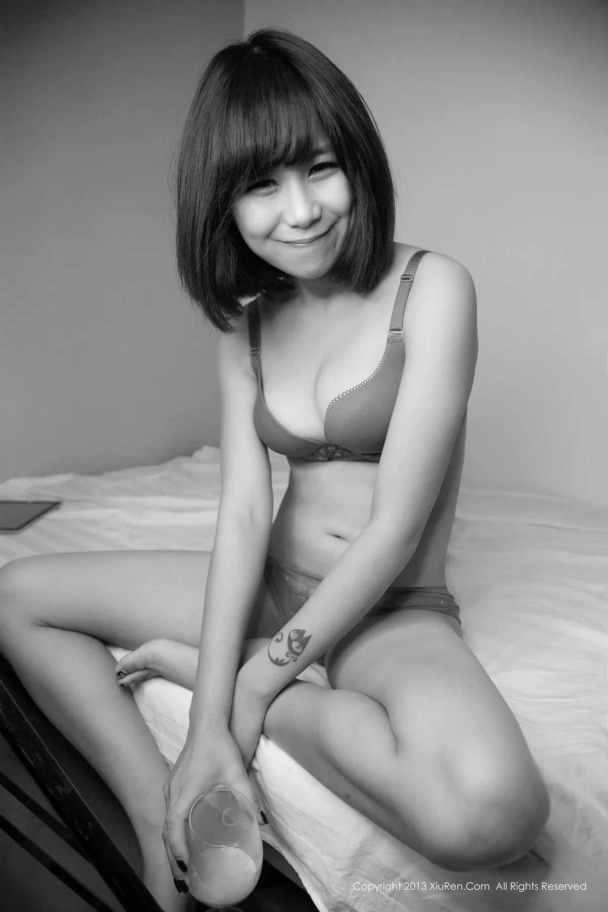 秀人集.com_[XiuRen秀人网]No.039_美媛馆模特大尺度私房内衣诱惑写真85P