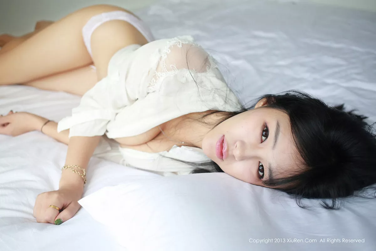 秀人集.com_[XiuRen秀人网]No.027_胸模美女易欣viya性感内衣系列美胸诱惑写真103P
