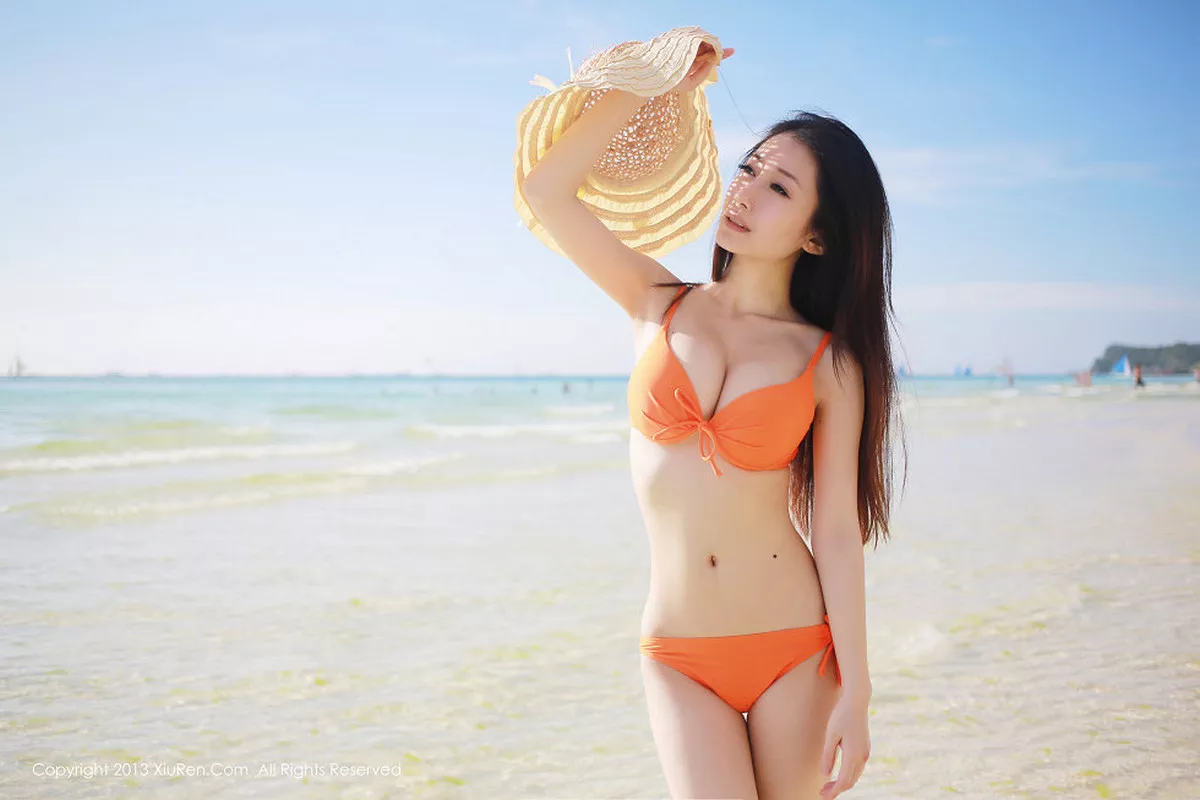 秀人集.com_[XiuRen秀人网]No.028_嫩模小小白思宜性感比基尼完美身材写真58P