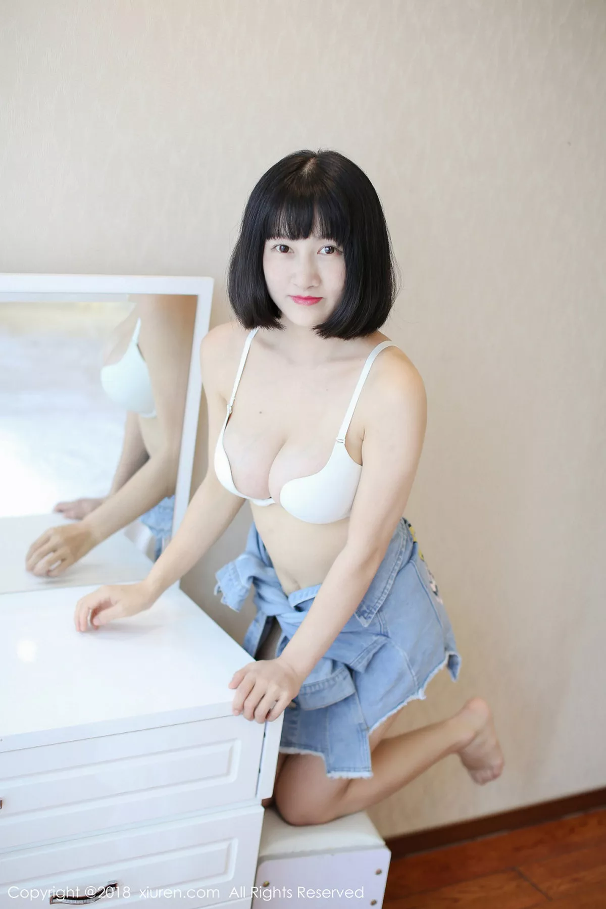 秀人集.com_[XiuRen秀人网]No.1001_嫩模小探戈居家私房白色内衣配牛仔短裙秀豪乳诱惑写真41P