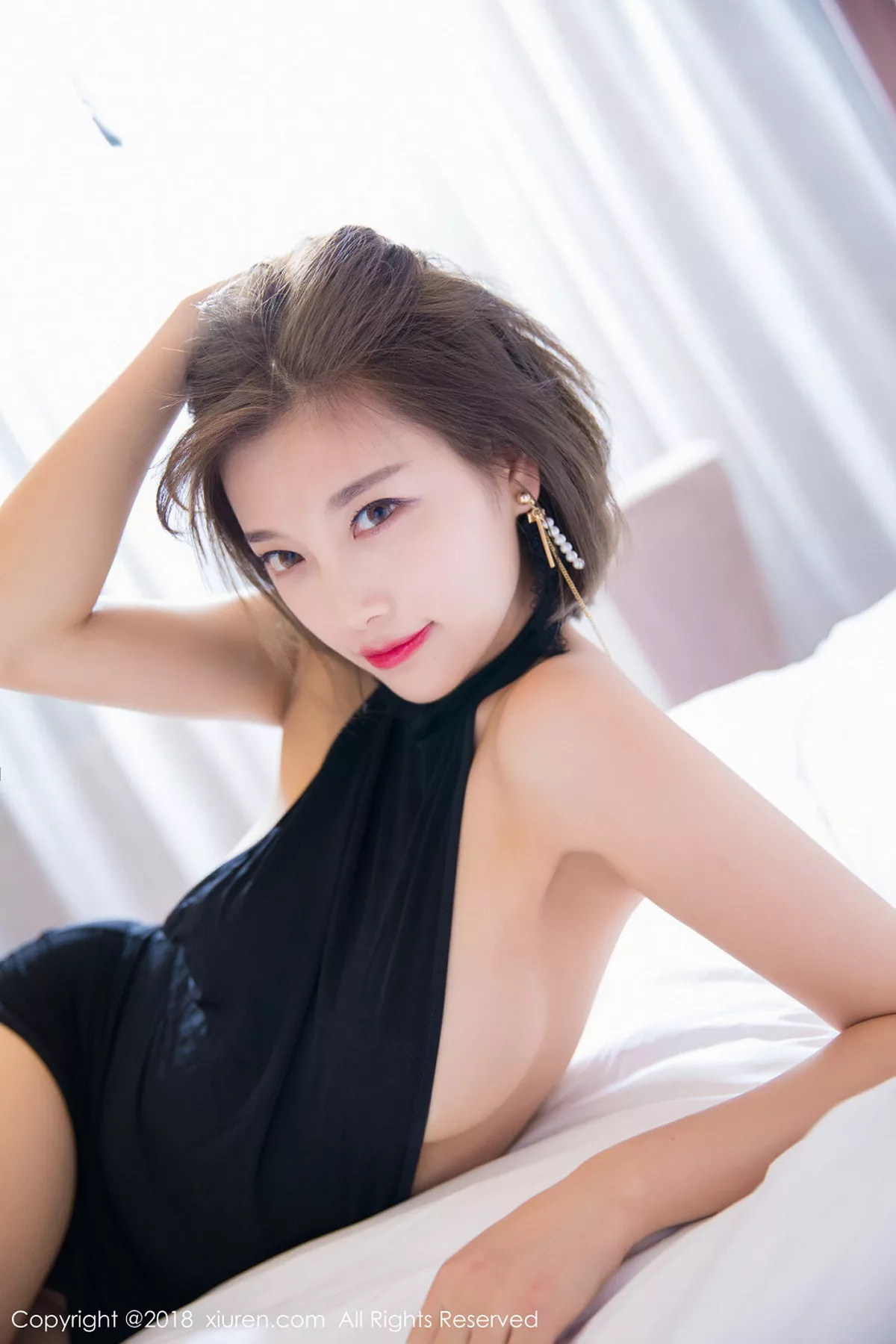 秀人集.com_[XiuRen秀人网]No.1045_甜美女神杨晨晨sugar白色吊带睡裙秀完美身材性感写真53P