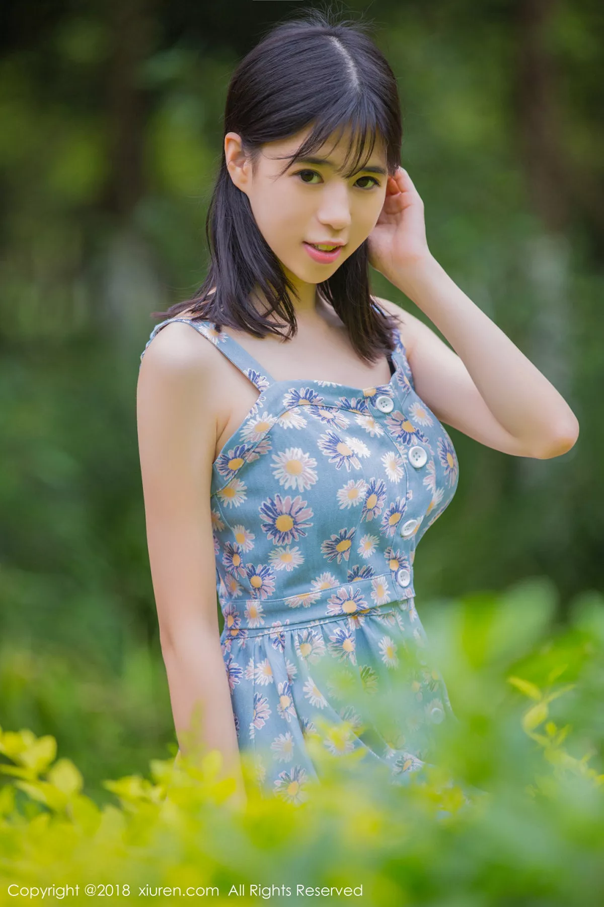秀人集.com_[XiuRen秀人网]No.1094_嫩模艾栗栗性感学生制服半脱黑色蕾丝内衣秀美胸迷人写真50P
