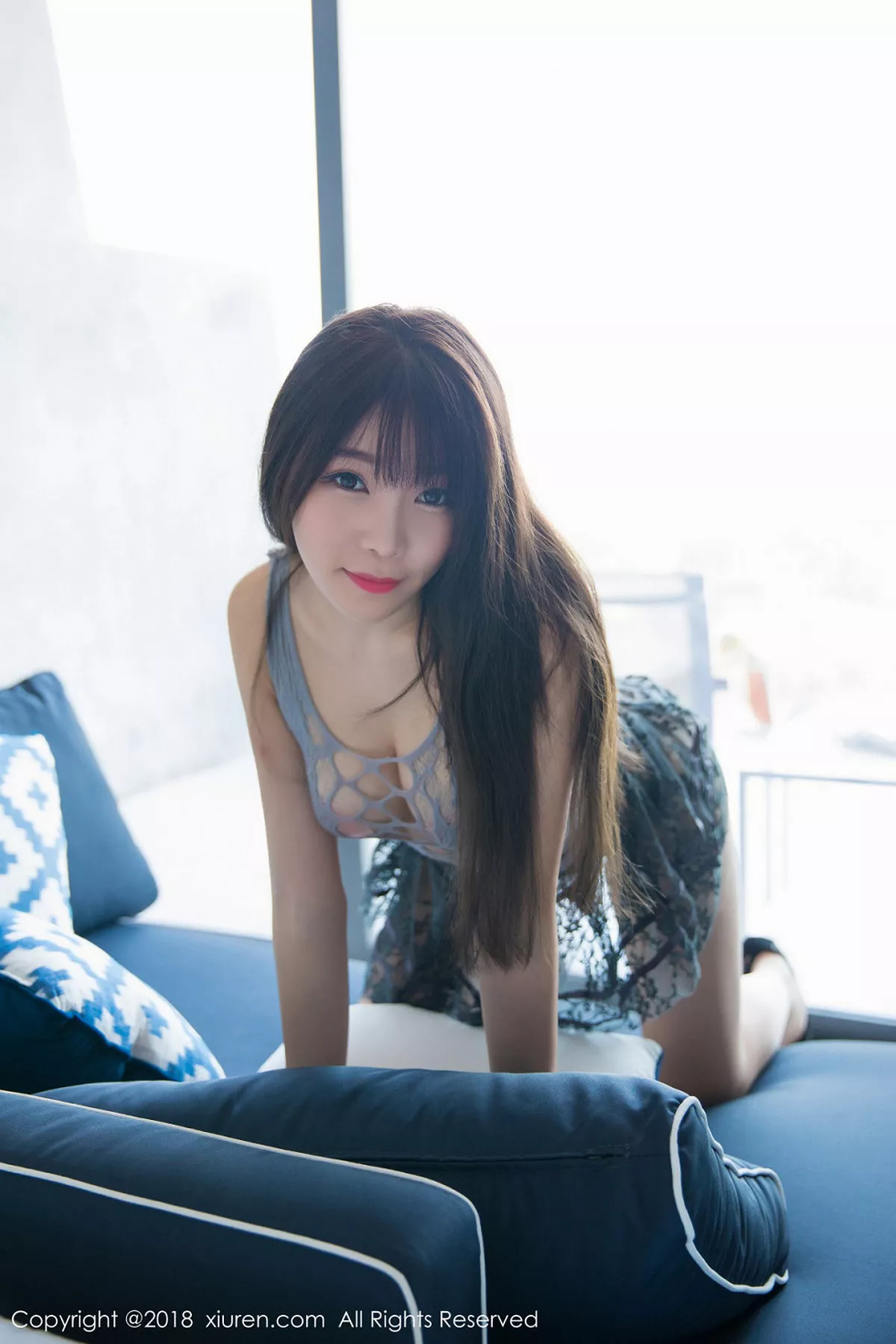 秀人集.com_[XiuRen秀人网]No.1124_女神芝芝Booty普吉岛旅拍蕾丝内衣露豪乳+职场OL黑丝诱惑写真60P