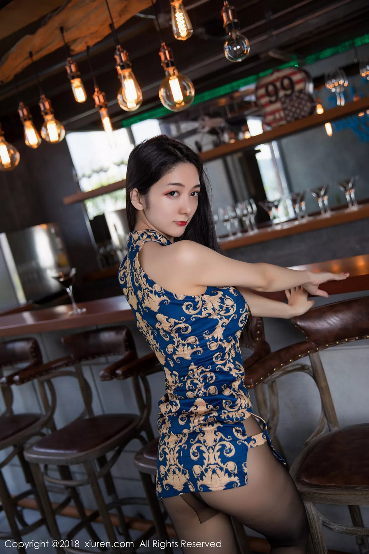 秀人集.com_[XiuRen秀人网]No.1131_女神小热巴普吉岛旅拍私房小旗袍配无内黑丝裤袜极致诱惑写真55P