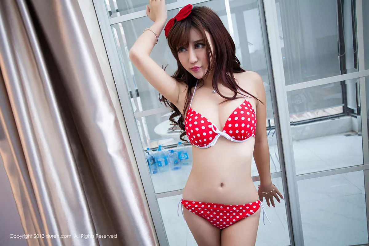 秀人集.com_[XiuRen秀人网]No.072_嫩模美妮MuMu红色内衣秀美胸完美身材性感写真60P