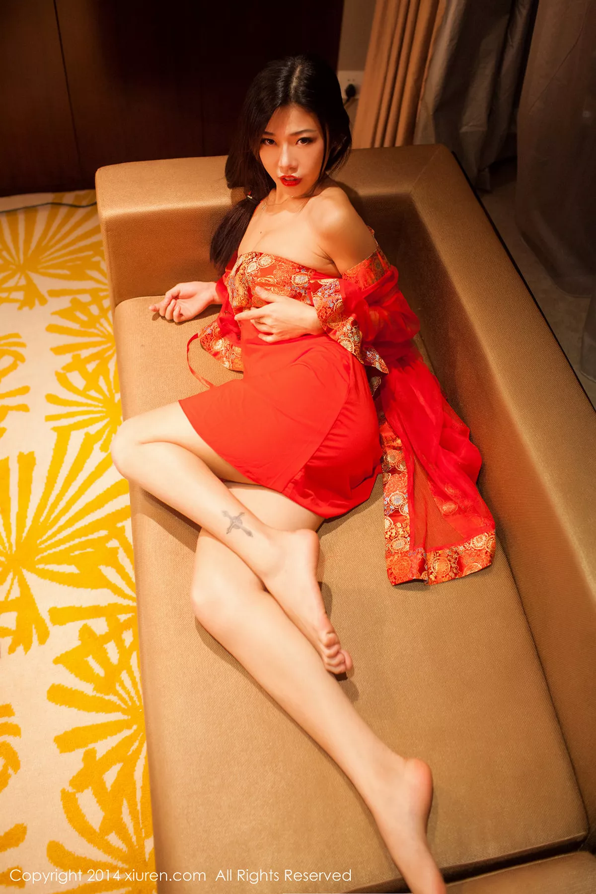 秀人集.com_[XiuRen秀人网]No.097_嫩模luvian本能大尺度血滴子遮两点极致诱惑写真57P