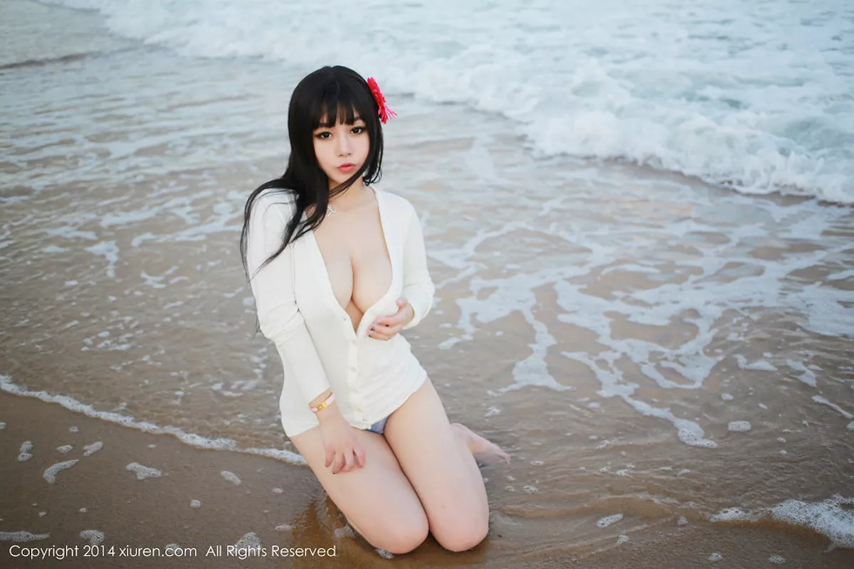 秀人集.com_[XiuRen秀人网]No.150_嫩模Barbie可儿三亚旅拍沙滩边性感内衣豪乳诱惑写真54P