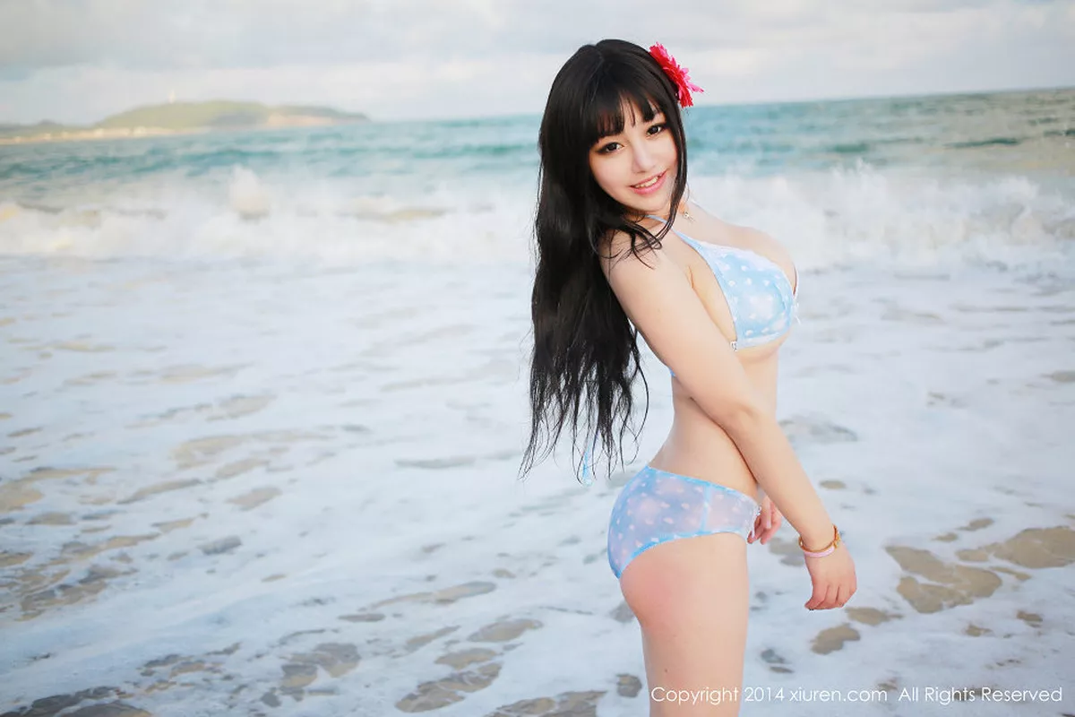 秀人集.com_[XiuRen秀人网]No.140_美模barbie可儿沙滩边性感比基尼秀傲人豪乳诱惑写真58P