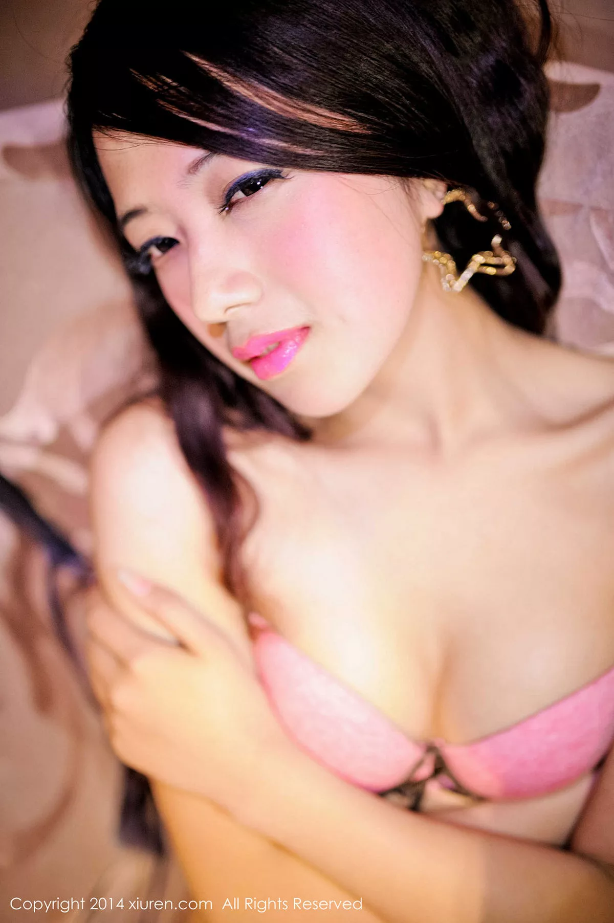 秀人集.com_[XiuRen秀人网]No.125_嫩模张文妍MuLA居家粉红内衣暗色系朦胧诱惑写真73P