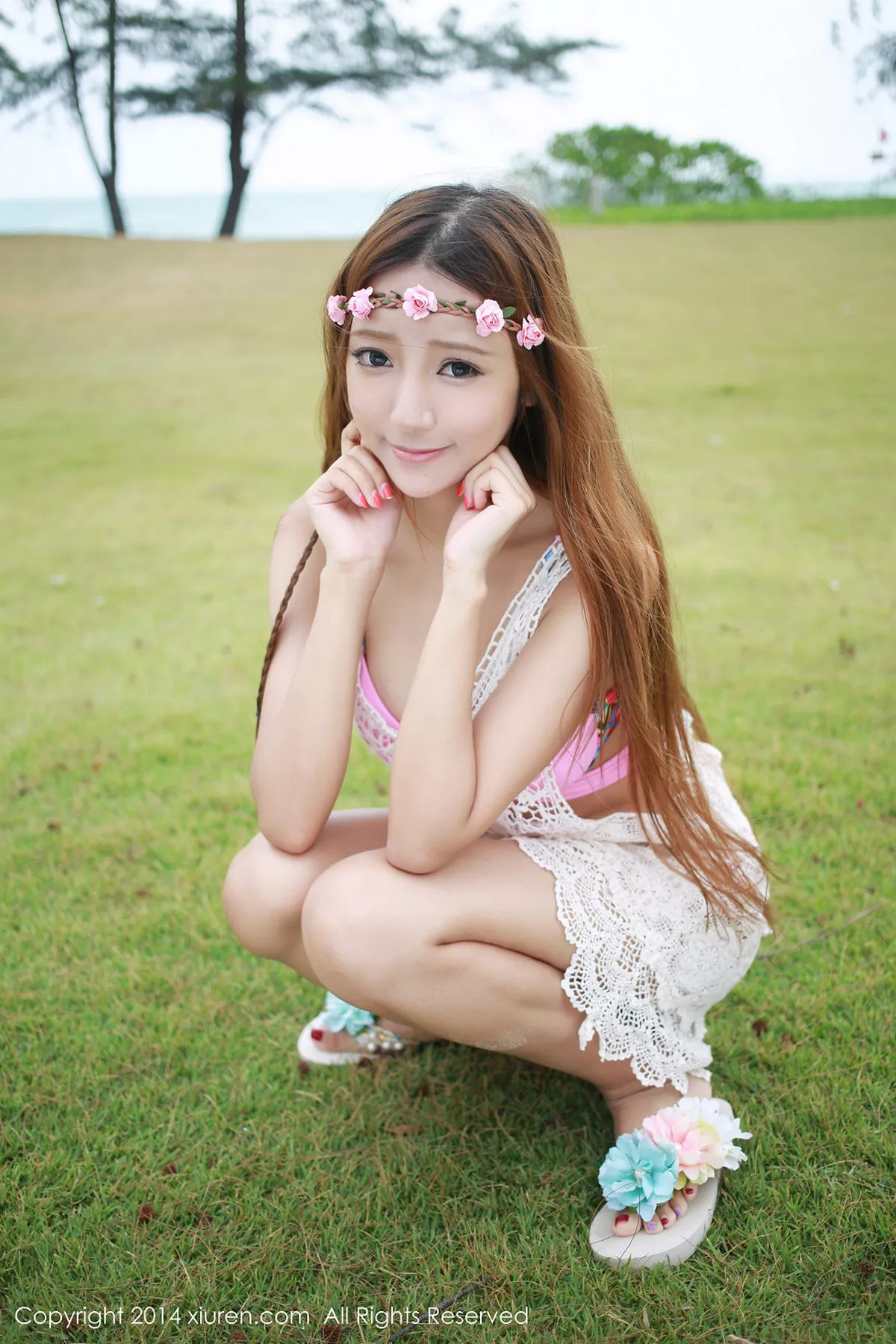 秀人集.com_[XiuRen秀人网]No.192_绝色花仙子王馨瑶yanni泳池边性感比基尼秀傲人美胸写真63P