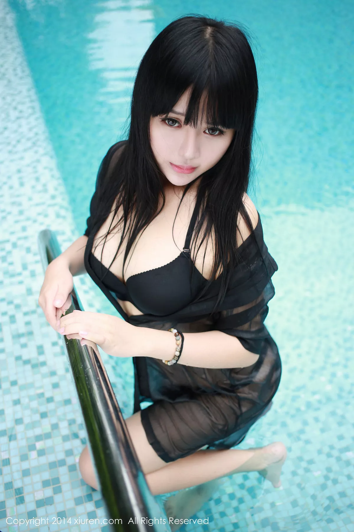 秀人集.com_[XiuRen秀人网]No.176_秀人美模泰国旅拍合集绮里嘉ula等7位女神性感出镜写真54P