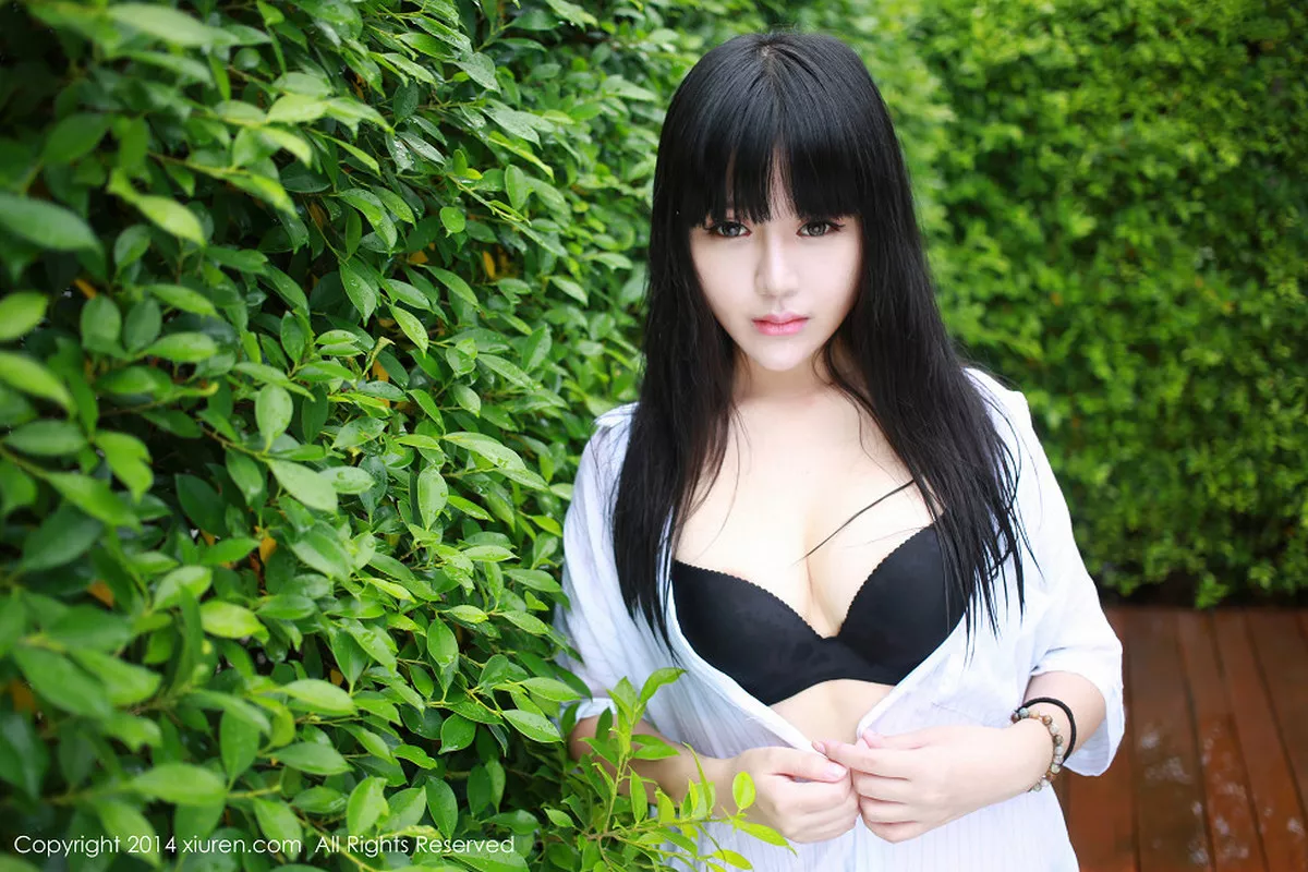 秀人集.com_[XiuRen秀人网]No.187_文艺女青年八宝icey泰国旅拍性感内衣下豪乳翘臀诱人写真65P