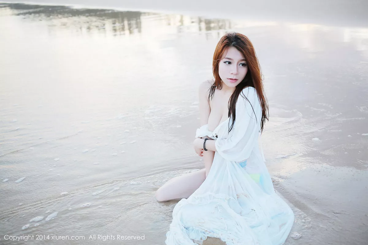 秀人集.com_[XiuRen秀人网]No.165_嫩模vetiver嘉宝贝儿三亚旅拍海边风情性感比基尼写真36P