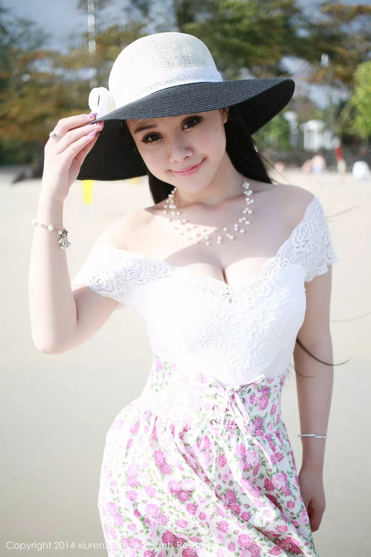 秀人集.com_[XiuRen秀人网]No.182_嫩模barbie可儿泰国旅拍海边比基尼爆乳诱惑系列写真55P