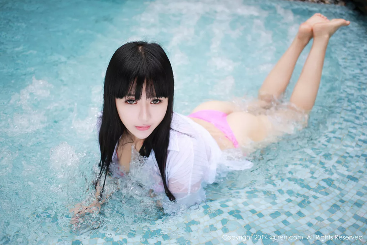 秀人集.com_[XiuRen秀人网]No.187_文艺女青年八宝icey泰国旅拍性感内衣下豪乳翘臀诱人写真65P