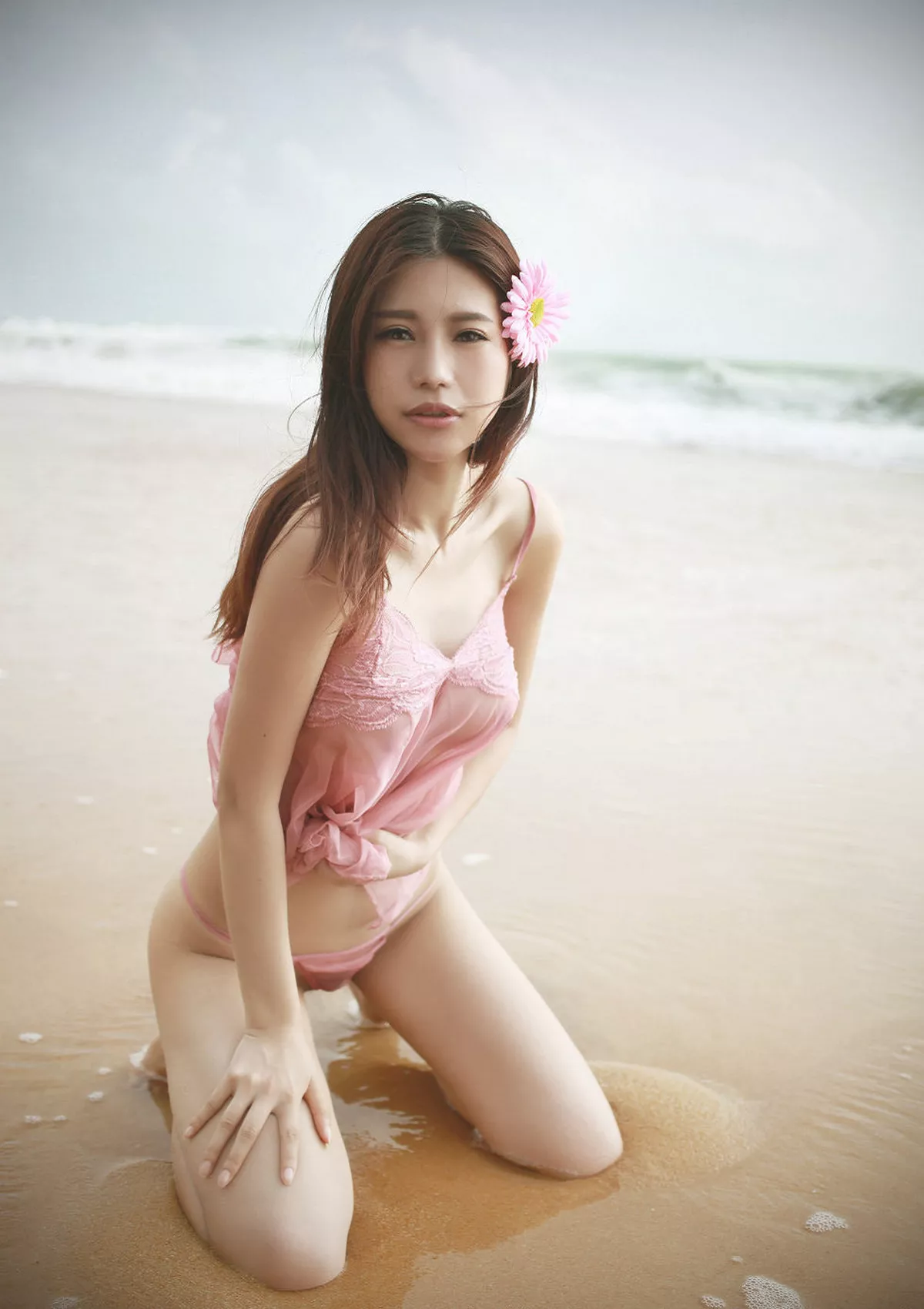 秀人集.com_[XiuRen秀人网]No.188_嫩模绮里嘉ula泰国旅拍海边风情性感比基尼完美身材写真50P