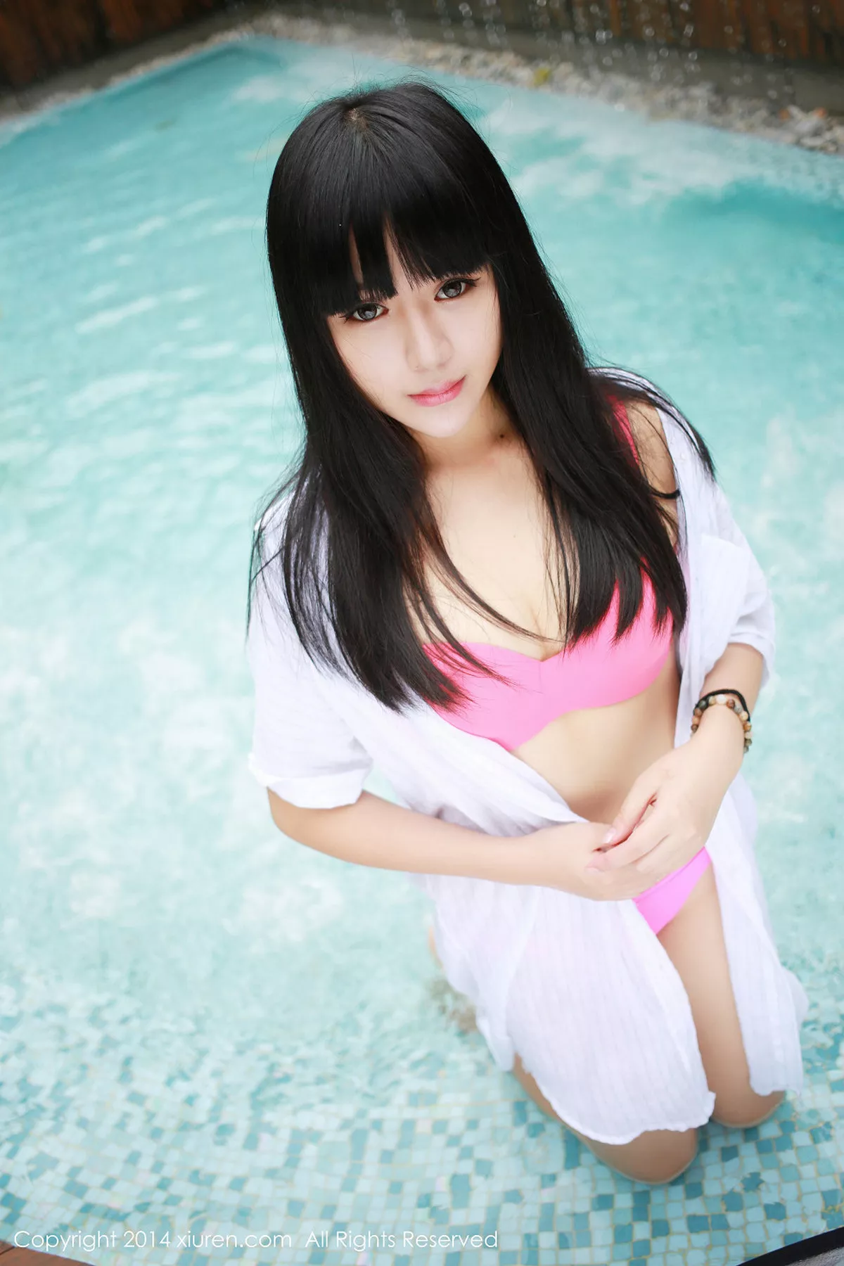 秀人集.com_[XiuRen秀人网]No.187_文艺女青年八宝icey泰国旅拍性感内衣下豪乳翘臀诱人写真65P