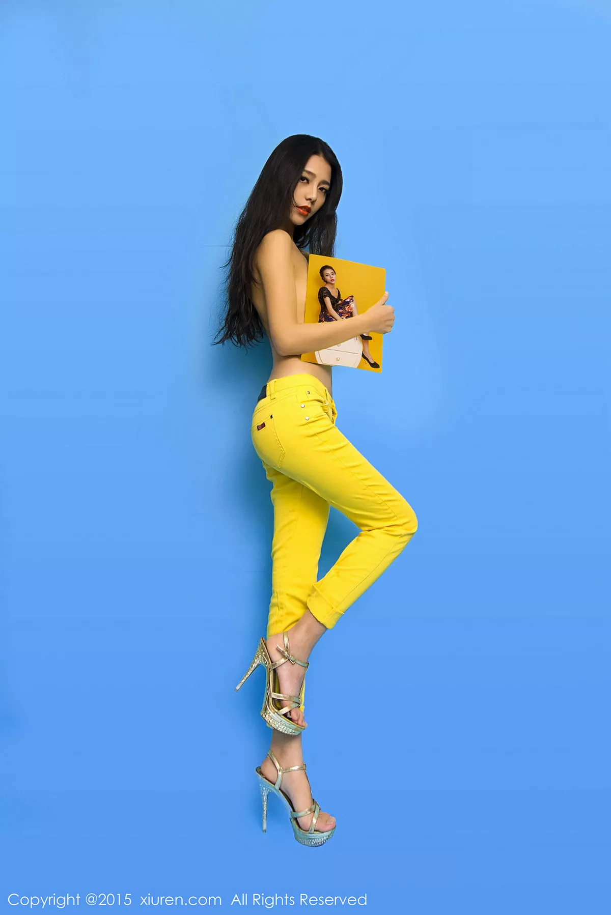秀人集.com_[XiuRen秀人网]No.297_性感女神HONEYAL书本挡胸半裸秀豪乳完美诱惑写真50P