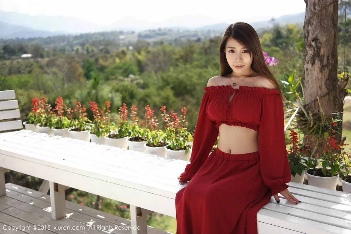 秀人集.com_[XiuRen秀人网]No.303_嫩模vetiver嘉宝贝儿泰国旅拍火红长裙性感迷人写真49P