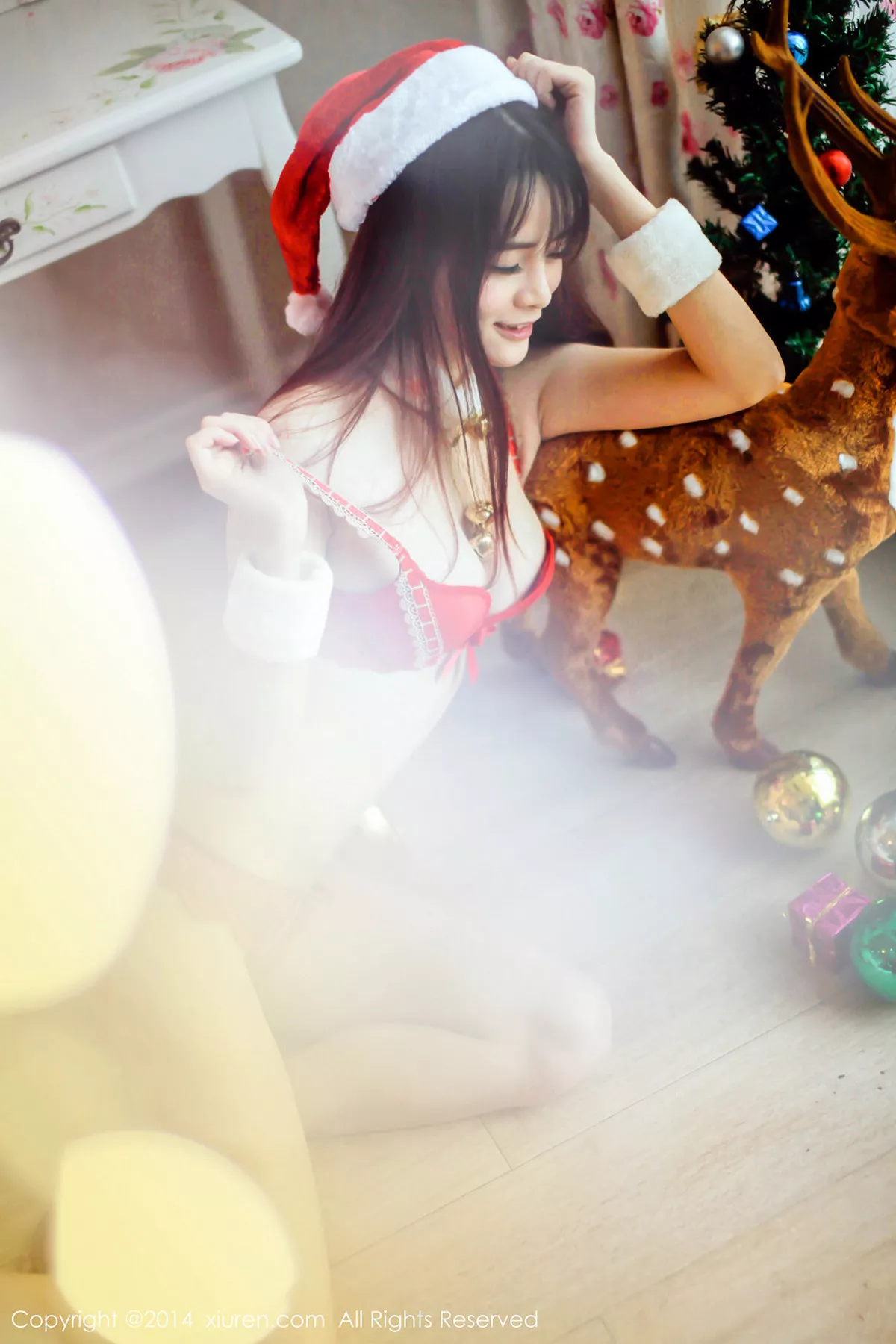 秀人集.com_[XiuRen秀人网]No.259_网络红人美女校花孔一红圣诞主题性感红色内衣完美诱惑写真88P